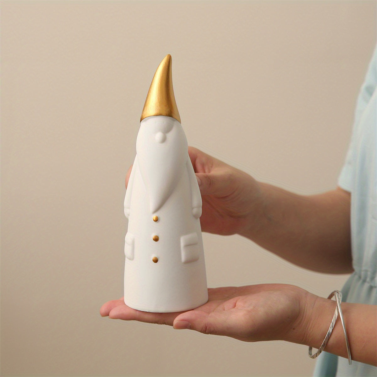 3pcs Santa Claus Figurines, Creative and Adorable Christmas Tabletop Decorations, Christmas Party Ornaments, Decorative Pieces for Study, Bedroom, and Living Room, Holiday Gift for Christmas