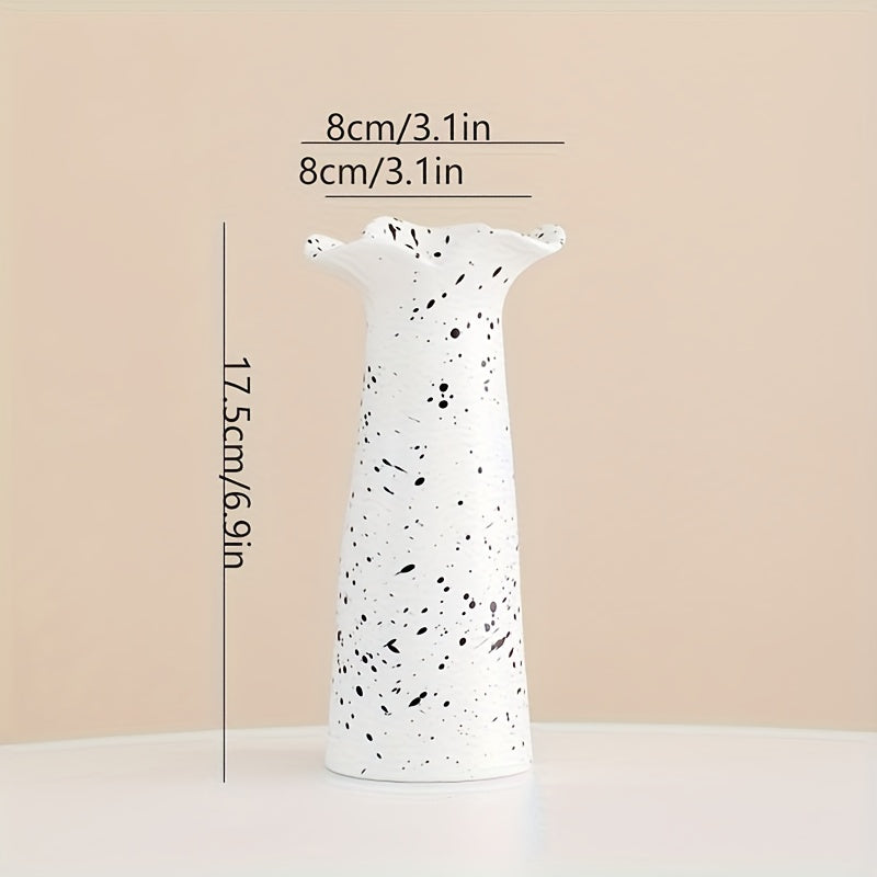 A Piece of Light Luxury Creativity | Petals | Ceramic Vase | Living Room Study | Sense of Elegance | Hydroponic Fresh Flowers And Dried Flowers | Floral Decoration Ornaments | Suitable for Display in The Living Room, Hallway, Bookshelf