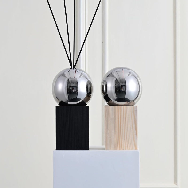 1 Aroma Diffuser Set with Rattan and Funnel | Large Capacity Refillable Container, Solid Wood Base, Suitable for Bathrooms and Living Rooms, Black Base