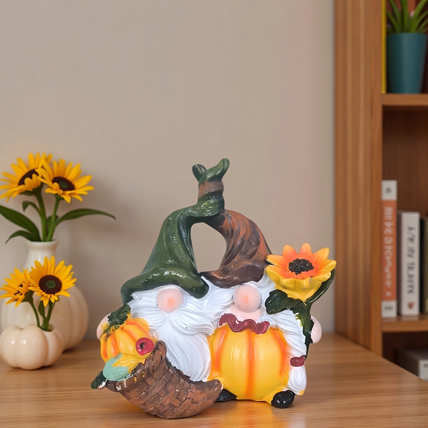 1pc of Creative Rustic Harvest Pumpkin Gnome Couple Resin Ornament for Home, Living Room, Desktop, Entrance Cabinet Decoration, Warm Decor for Studio And Office, Garden, Courtyard, And Windowsill Flower Rack Decoration