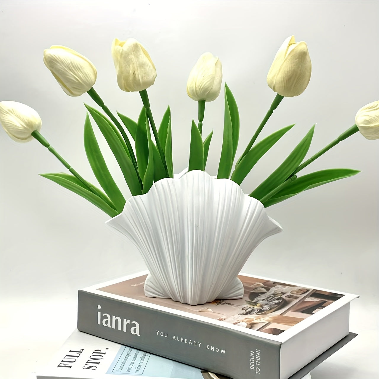 Random Style 1pc\u002F2pcs of Artistic Flower Arrangements in a Colorful Shell Vase for Home Decor