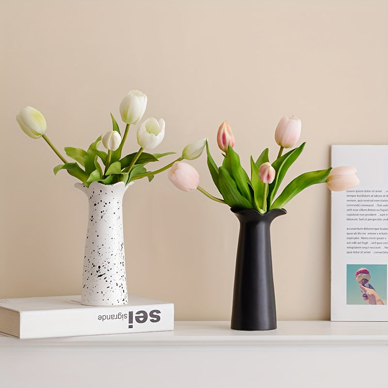 A Piece of Light Luxury Creativity | Petals | Ceramic Vase | Living Room Study | Sense of Elegance | Hydroponic Fresh Flowers And Dried Flowers | Floral Decoration Ornaments | Suitable for Display in The Living Room, Hallway, Bookshelf